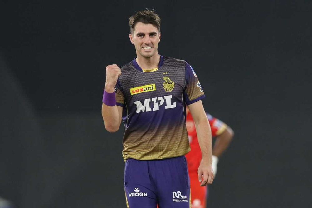 IPL 2022 - Top 5 Overseas Bowlers Franchises Would Target in IPL 2022 Mega Auction. Pat Cummins was bought for INR 15.5 crore in IPL 2020. (©BCCI_IPL)