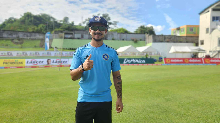 Ishan Kishan debuts in Test and replaces KS Bharat as a wicket-keeper on West Indies tour _Walking Wicket (Images_ ©BCCI_Twitter)
