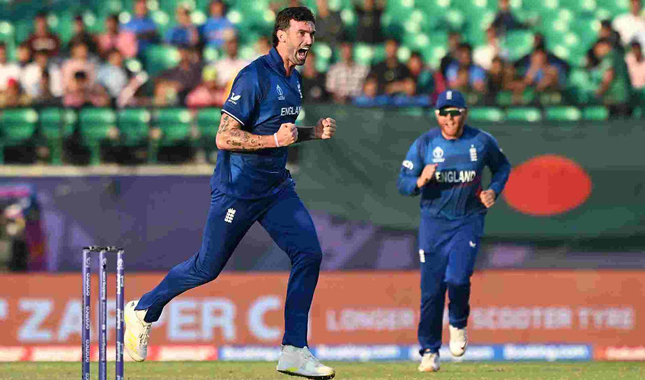 CWC 2023, England vs Bangladesh: Reece Topley took 4-43 against Bangladesh | Walking Wicket (Photo_ ©ICC_Twitter)