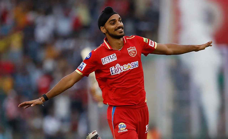 IPL 2023, Punjab Kings (PBKS) vs Kolkata Knight Riders (KKR), Top Performances_ Arshdeep Singh took 3-19 helps Punjab beat Kolkata (KKR) _ Walking Wicket (Images_ ©IPL_Twitter)