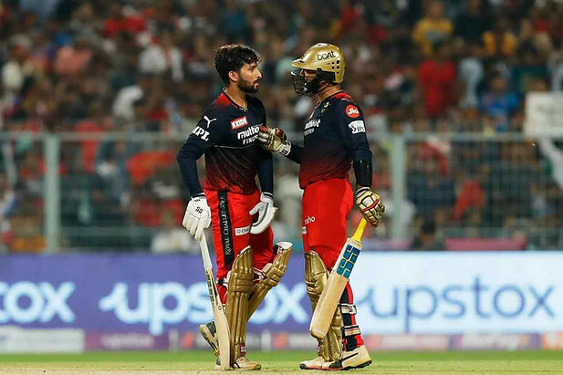 IPL 2022, Eliminator, RCB vs LSG, Top Performances_ Rajat Patidar, Dinesh Karthik add 92 runs off 41 balls for 5th wkt, RCB beat LSG and advance to qualifier 2 _ Walking Wicket (Images ©BCCI_IPL)