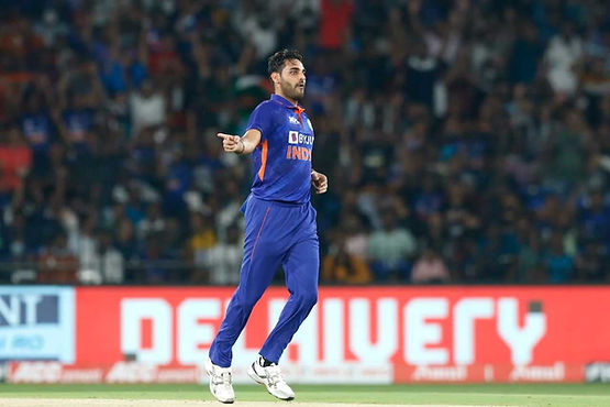 ENG vs IND, T20Is 2022_ Bhuvneshwar Kumar gets player of the series in T20I series between India and England _ Walking Wicket (Images ©BCCI)
