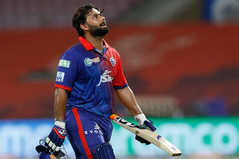 TATA IPL 2023_ Rishabh Pant likely to miss IPL 2023 entire season, Who will captain Delhi Capitals in IPL 2023?_ Walking Wicket (Images ©BCCI_IPL)