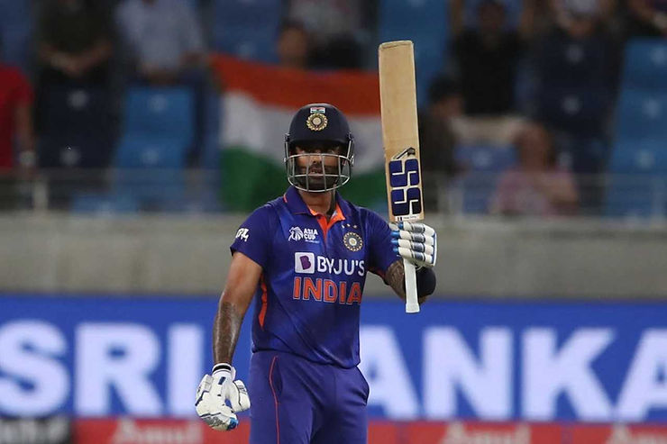 ICC Men's T20 World Cup 2022: Top five batter to watch out; Suryakumar Yadav has highest runs in 2022 in T20Is _ Walking Wicket (Photos_ ©AFP_Getty Images)