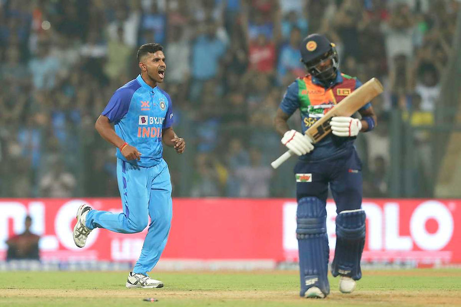 India vs Sri Lanka, 1st T20I, 2022-23, Top Performances_ Shivam Mavi took 4-22 on his debut for India in T20Is _ Walking Wicket (Source_ ©BCCI)