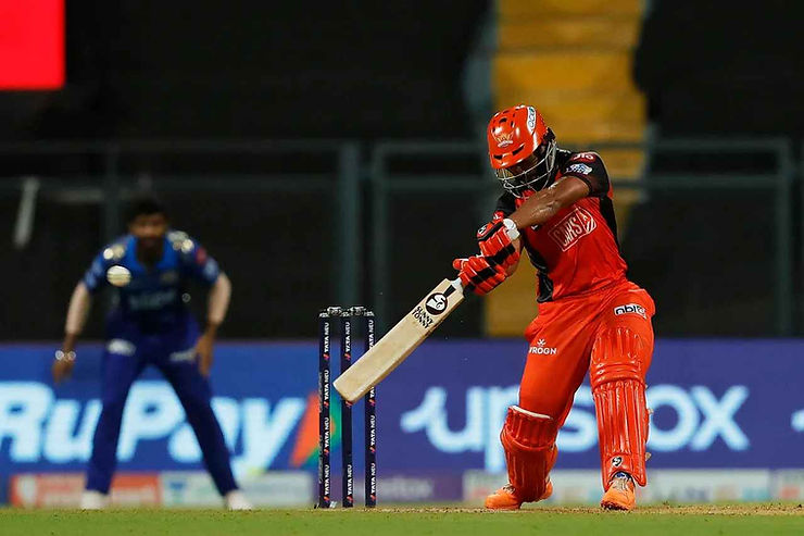 IPL 2022, MI vs SRH, Top Performances_ Rahul Tripathi's 76 off 44 helps SRH beat MI, SRH have 12 points from 13 games _ Walking Wicket (Images ©BCCI_IPL)