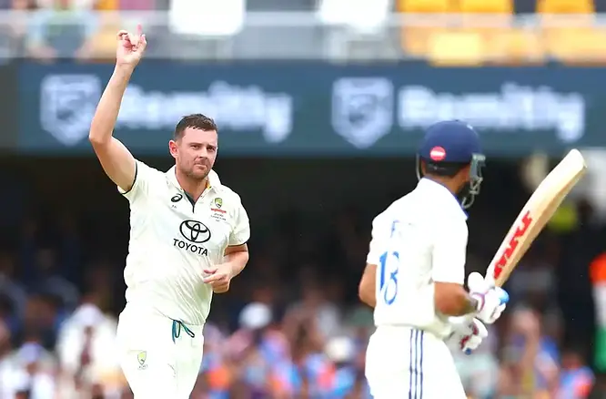 AUS vs IND: Virat Kohli got out cheaply in Gabba Test | Walking Wicket (Images_ ©Twitter_X)