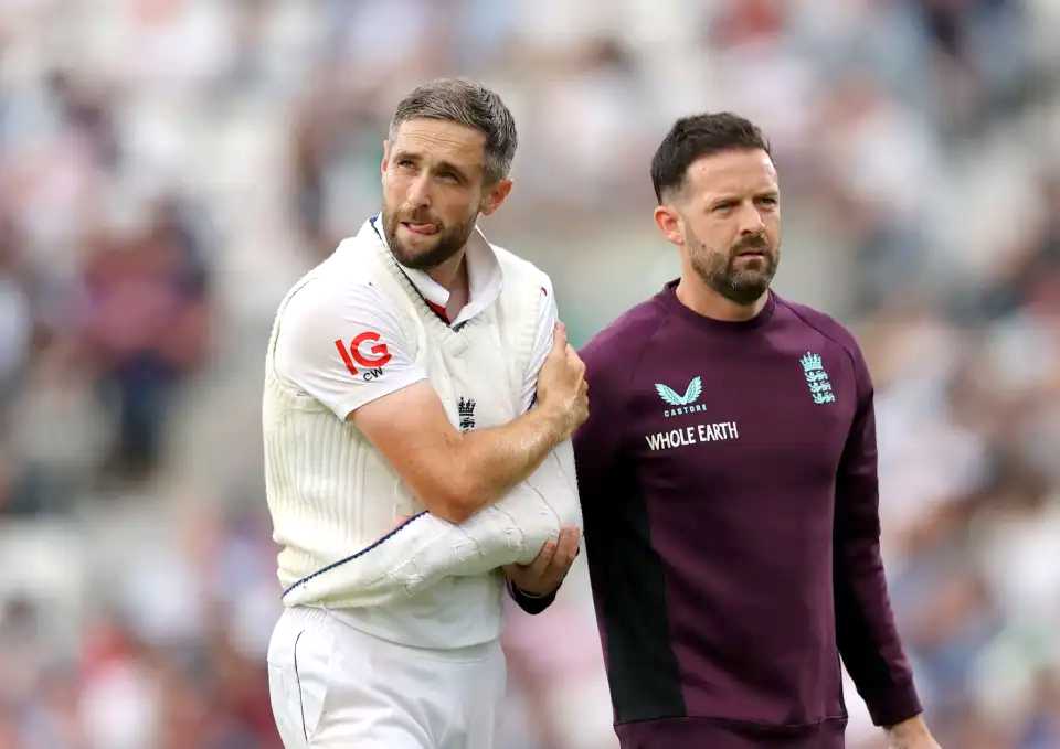 ENG vs IND 2025: Chris Woakes injured his shoulder during first innings of the Oval test.
