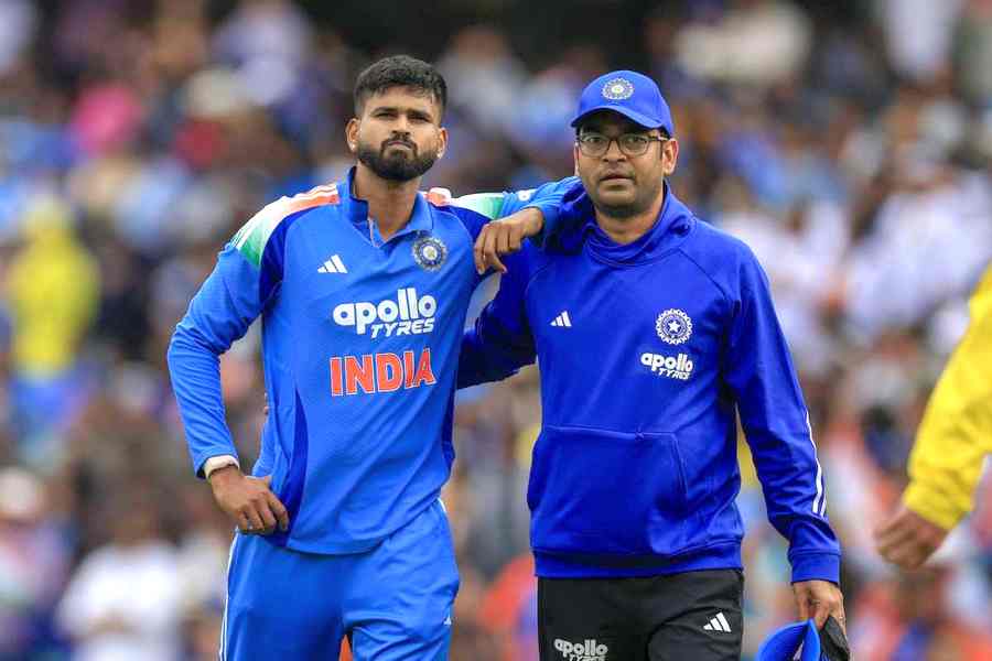 Injury concern for India: Shreyas Iyer doubtful for South Africa ODIs — here are the top players who could replace him.