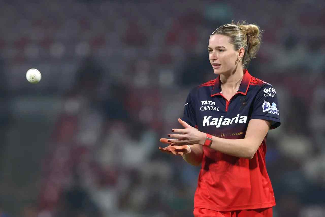 WPL 2026: Lauren Bell has taken 9 wickets from 5 games at an average of 12 so far.