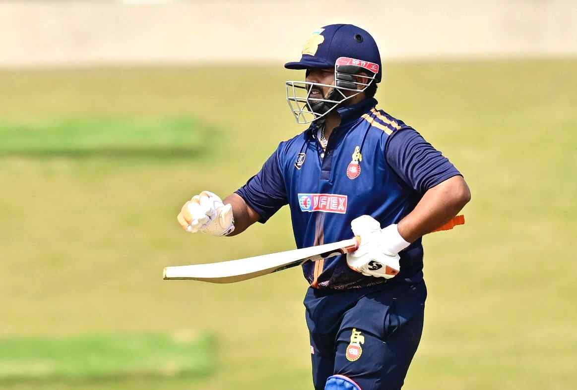 VHT 2025-26: Rishabh Pant has just 121 runs from 4 games. Will he be chosen for ODIs?