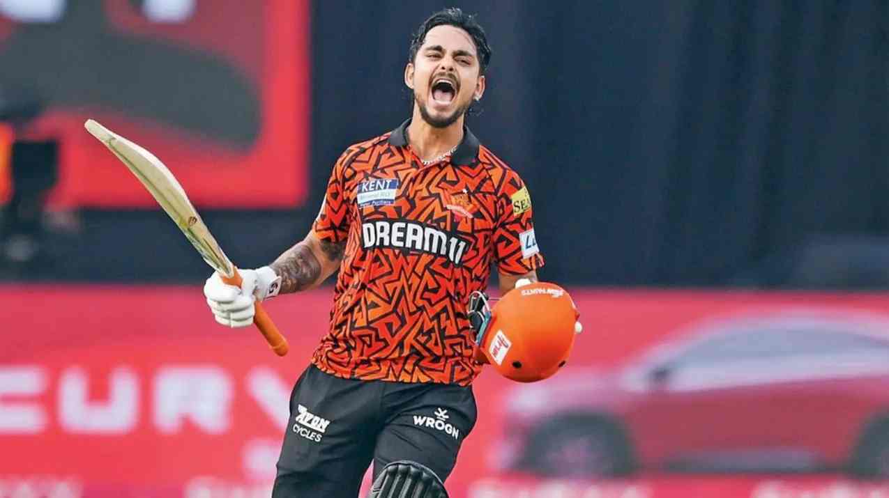 IPL 2026: Ishan Kishan is in the race of probable orange cap holders.